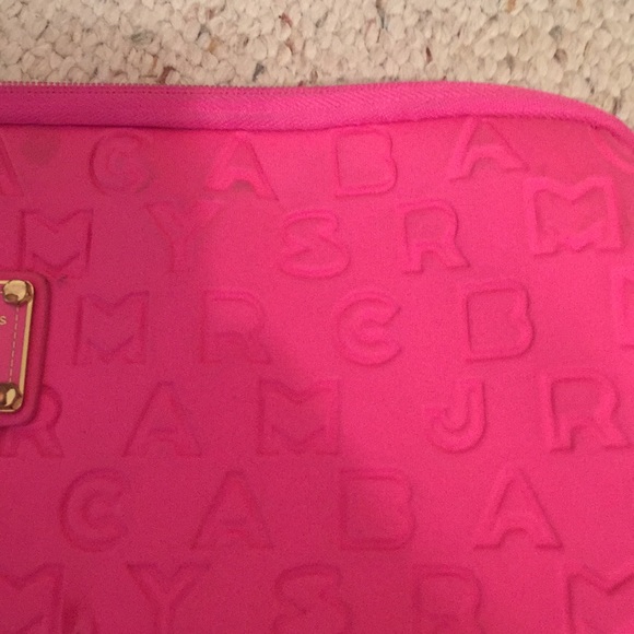 Marc Jacobs Laptop Case - Picture 3 of 8